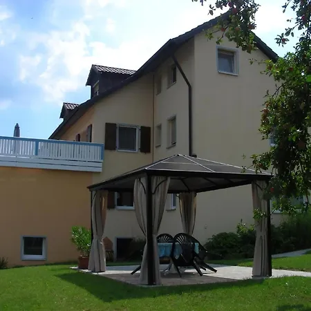 Nette In Garitz Mit Garten Und Terrasse Apartment *