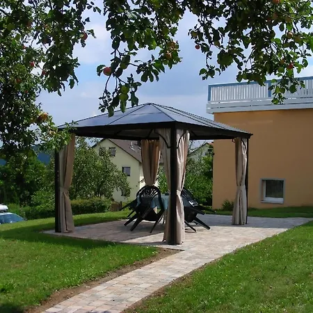 Nette In Garitz Mit Garten Und Terrasse Apartment *
